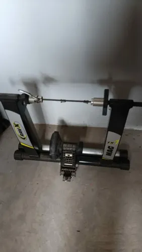 Suporte de treino para bike