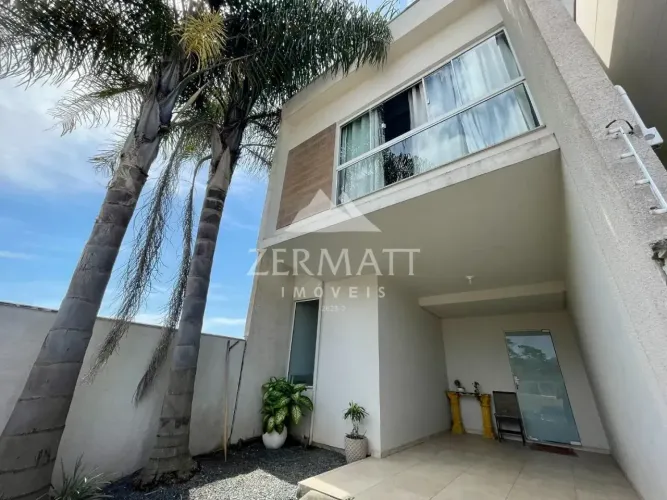 Sobrado com 3 dormitórios à venda, 110 m² - Santa Terezinha - Gaspar/SC