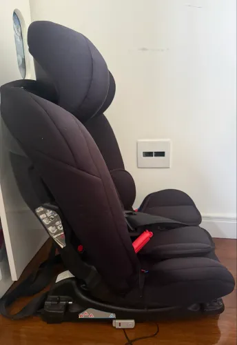 Cadeirinha de carro para criança