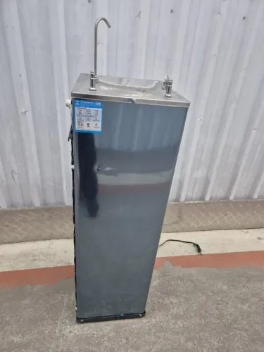Bebedouro Purificador Karina K40i Refrigerado 127V Nunca Instalado