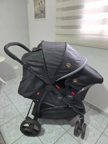 Carrinho + bebê conforto