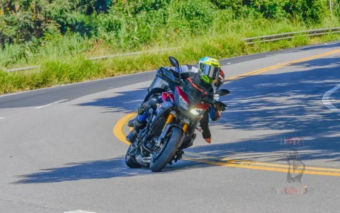 MT-09 tracer