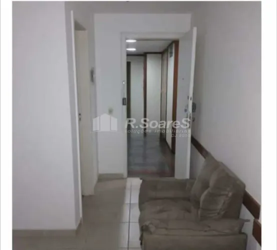 Sala : / Comercial / Centro