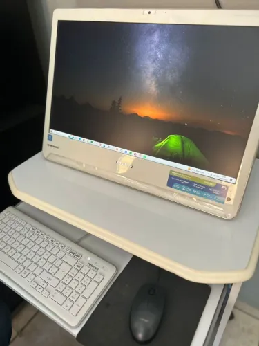 VENDO COMPUTADOR ALL IN ONE POSITIVO UNION