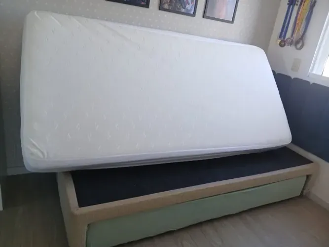 Colchão + Base com Cama Auxiliar  Solteiro King 2,03x96cm
