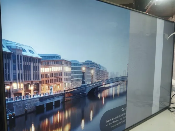Título: TV LG 65" 4K Smart (65UJ6545) - Com Listra/Barra na Tela (Para Conserto ou Peças)
