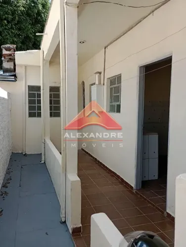 Edícula com 1 dormitório para alugar, 40 m² - Vila Industrial - São José dos Campos/SP