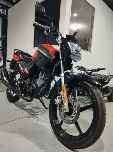 Yamaha FACTOR 150 ED 2023 Única dona e com baixo km!!