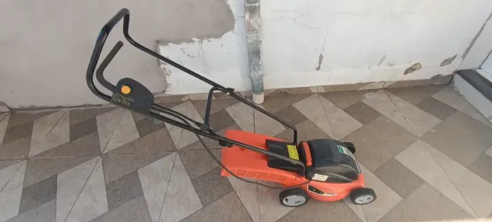 Carrinho Cortador de Grama Tramontina - Excelente Oportunidade!!