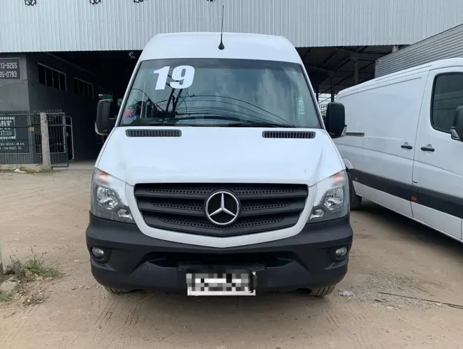 Mercedes-Benz Sprinter 311 Furgão Longo 2.2 Dies 2015