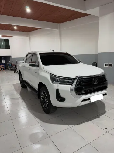 Toyota Hilux CD SRX 4X4 2.8 TDI 16V Diesel Aut. 2022