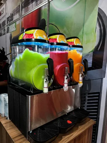 Máquina de Frozen raspadinha ?