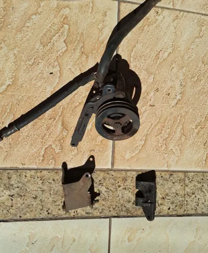 Bomba direcao hidraulica e suporte opala