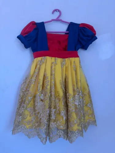 Vestido Fantasia Branca de Neve Infantil 1 ano
