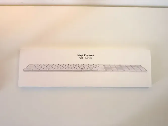 Teclado Apple Magic Keyboard com teclado numerico e Touch ID