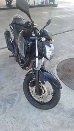 Vendo/Troco Fazer 250 2016