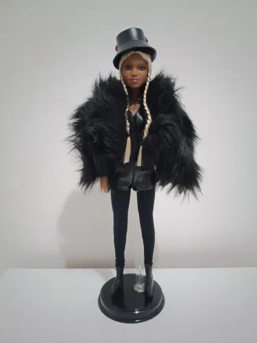 Barbie Signature Patti Wilson