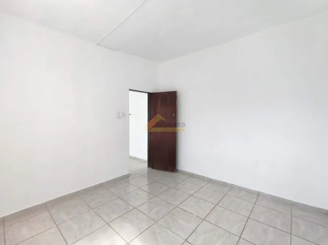 Casa para aluguel, 1 quarto, 2 vagas, Interlagos - Divinópolis/MG