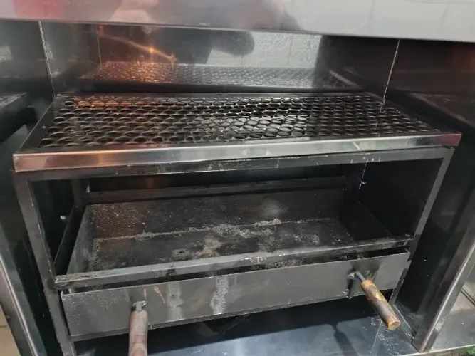 Carrinho de churrasco