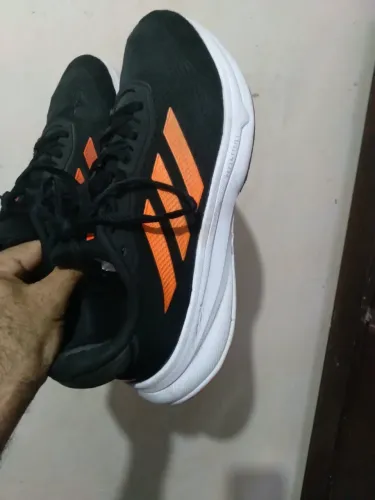Tênis pra academia adidas