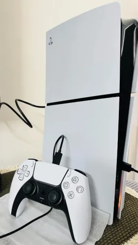 Vendo PS5 Slim Versão Digital
