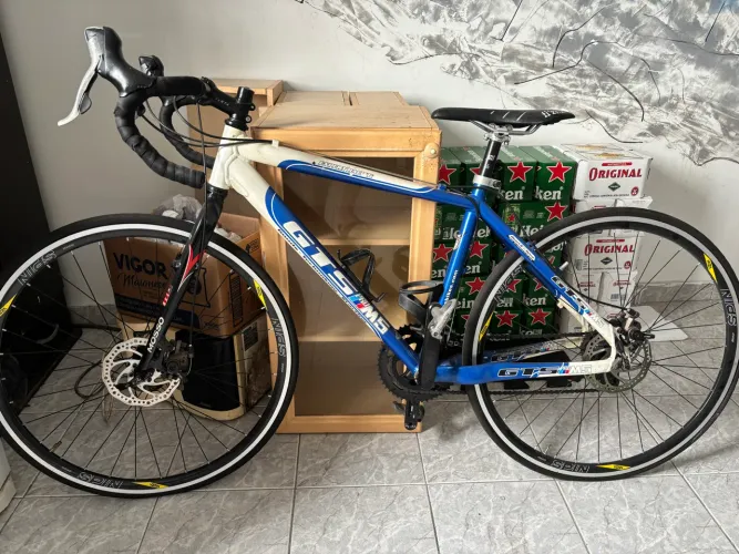 Bike Speed GTS aro 700 c/ Freio a Disco - Rodas VZAN 
