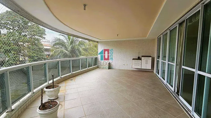 Recreio dos Bandeirantes | Apartamento 3 quartos, sendo 3 suites