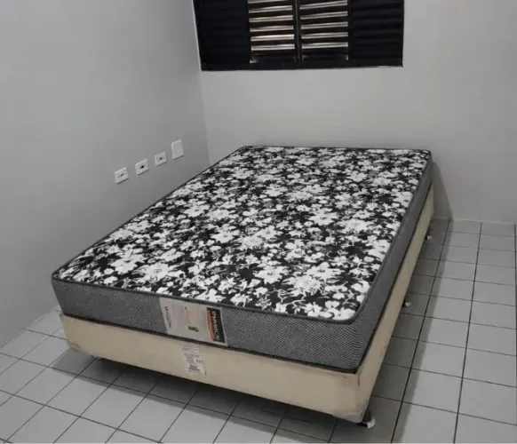 CAMA BOX COM COLCHÃO DE ESPUMA
