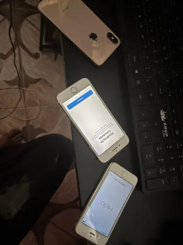 3 iPhone retirada de peça