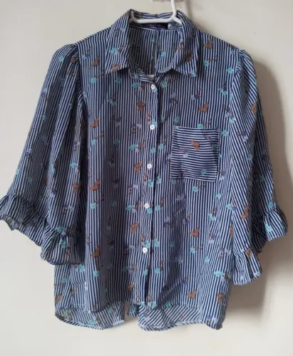 Blusa C/ Bolso 38