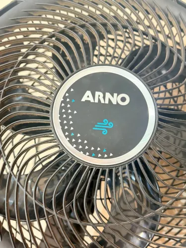 Ventilador arno de parede 40 cm100 reais