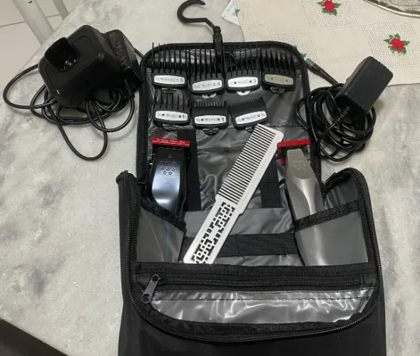 MAQUINA DE CORTAR CABELO E DE ACABAMENTO WAHL
