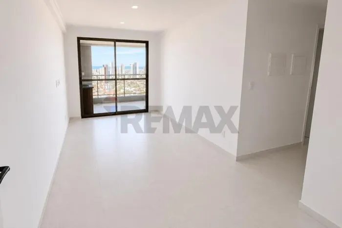 Apartamento no Brisamar com Vista Definitiva para o Mar 76m², 2 Quartos (1 Suíte)