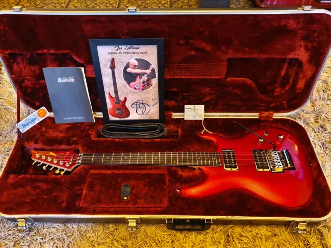 Ibanez JS 1200 candy apple