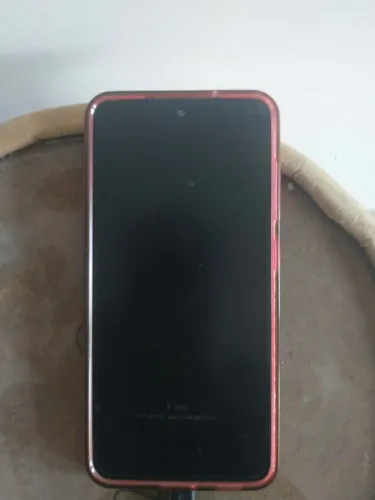 Celular a venda nunca trocado tela funcionando tudo normal bateria 100%