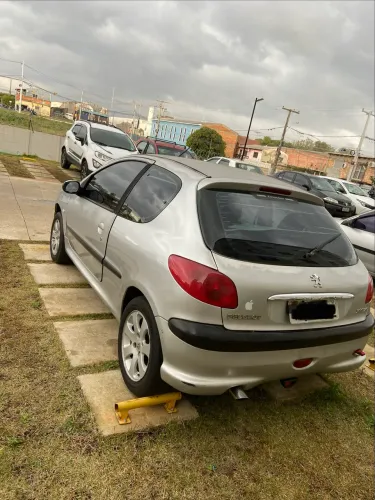 Peugeot 206 Presence 1.4/ 1.4 Flex 8V 3P 2006
