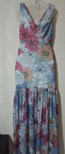 Vestido longo fino forrado veste 40