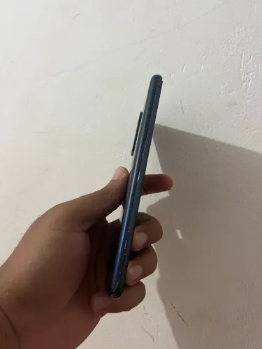 Galaxy Samsung s20 fe 128gb 6de ram 800$