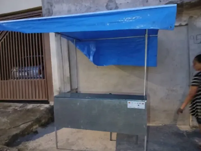 Oportunidade! Barraca de pastel seminova pronta para trabalhar!