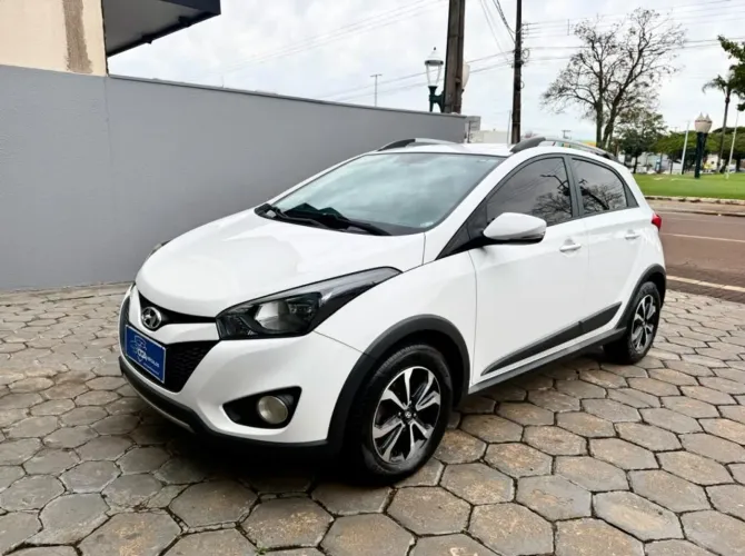 Hyundai HB20X Style 1.6 Flex 16V Aut. 2014