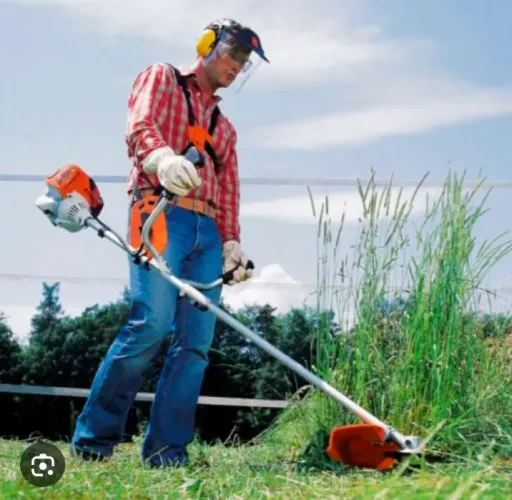 Serviços de roçadeira