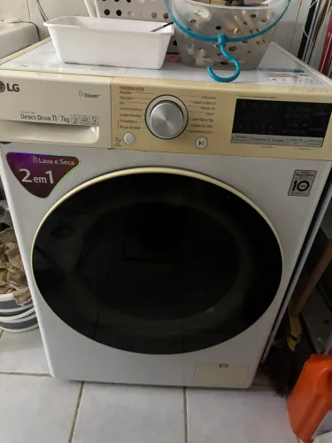 Lava e Seca LG 11kg - com defeito
