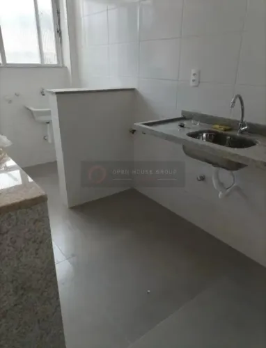 Apartamento 02 quartos no Fonseca, condomínio Eldorado