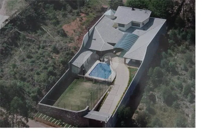 Chácara com 4 quartos à venda em Jundiaizinho (terra preta) - SP