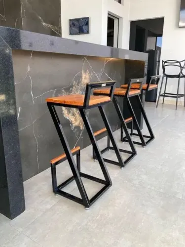 Banqueta Alta Industrial Geometric Z-Line