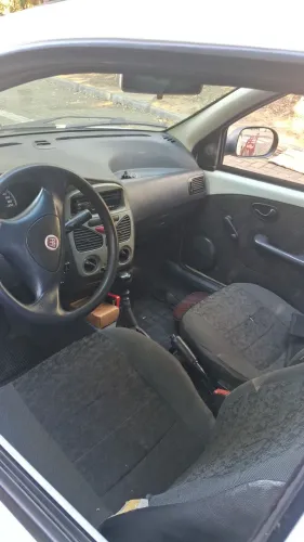 Fiat Strada 1.4 MPI Fire Flex 8V CS 2012