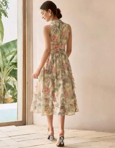 Vestido floral novo