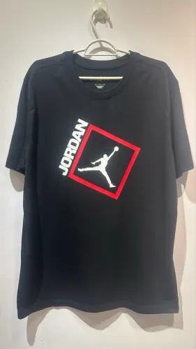 Camiseta Jordan Preta