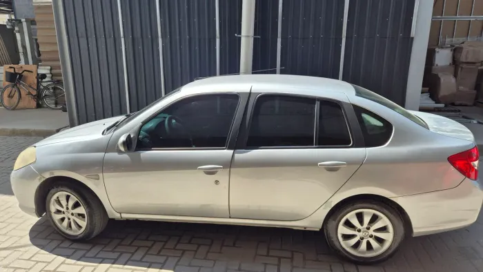 Renault Symbol Expression Hi-flex 1.6 8V 4P 2011