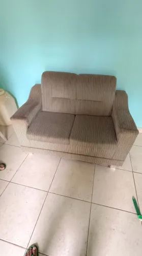 VENDO SOFÁ 2 LUGARES SEMINOVO 